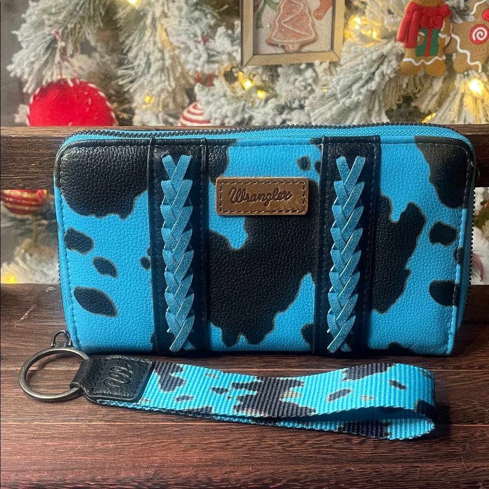 Wrangler Black and Blue Wallet with Keychain